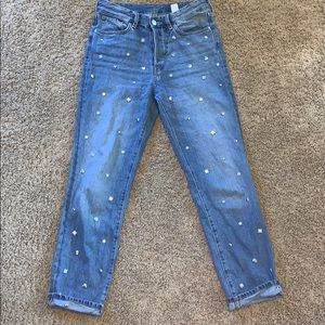 Mom Jean Style Jeans